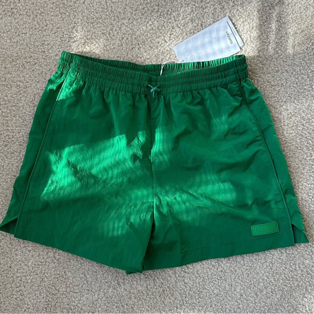 New ✨ Halfdays Adams Nylon Short